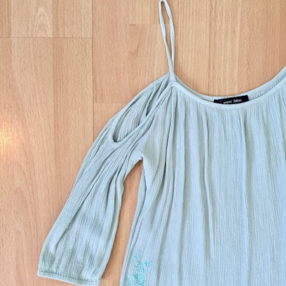 West 36th off the shoulder top - Picture 3 of 5